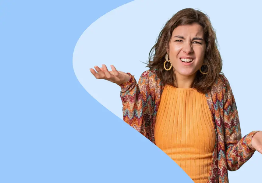 Vrouw kijkt twijfelachtig